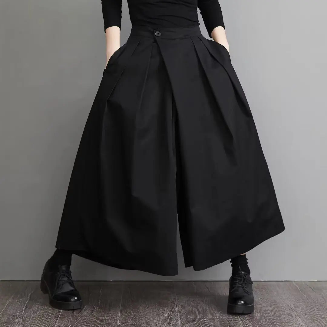 Pantalon femme GG, L'esthétique