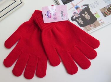Gants à doigts tricotés de couleur unie