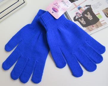 Gants à doigts tricotés de couleur unie