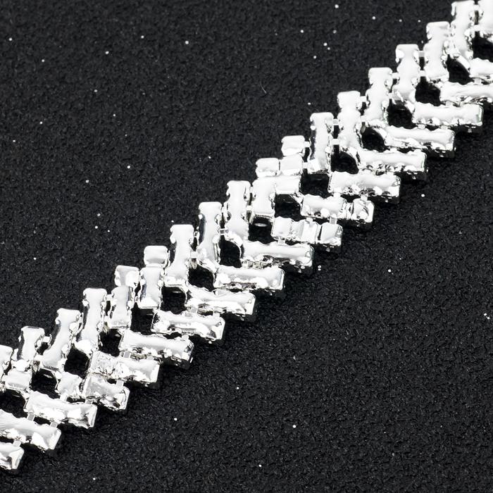 Bracelets Luxury Crystal couleur argent orné de swarowski