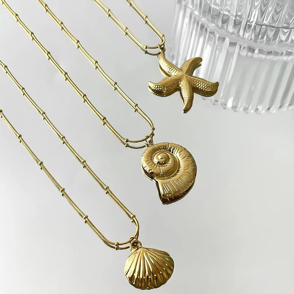 Collier d'été, pendentif en forme d'étoile de mer, coquille Saint-Jacques, escargot de mer pour femme, bijoux tendance, imperméables, idéal pour l'été, la plage ou les fêtes