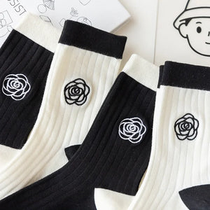 Chaussettes noires à fleurs brodées japonaises, tendance, en coton