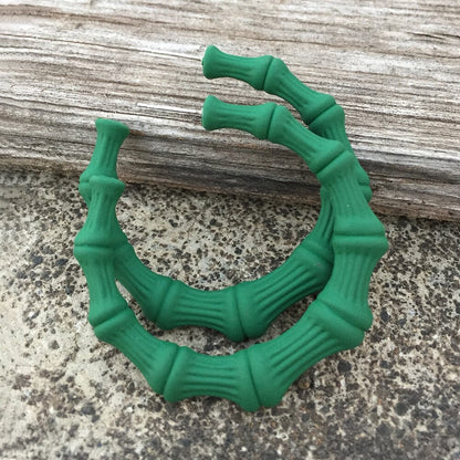 Boucles d'oreilles créoles Bambou nouvelle résine colorée