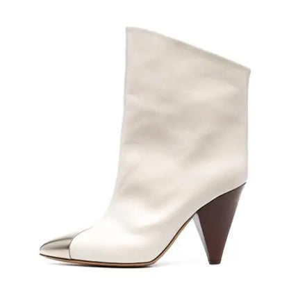 Bottes bicolores pointues et talons la Tendance