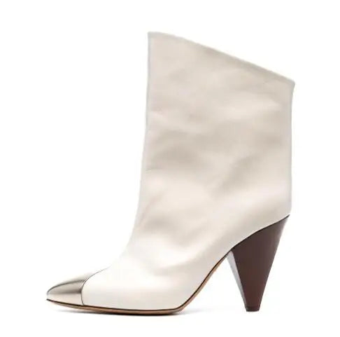 Bottes bicolores pointues et talons la Tendance