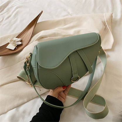 Saddle Sac tendance Diagonal Fashion Noir pour Ladies existe en 3 couleurs