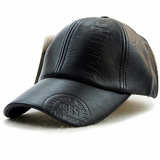 Casquette de haute qualité en cuir noir baseball pour homme ou femme