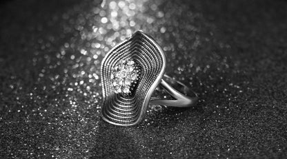 Anneau-Bague en Cristal Tempérament De Mode Fleur en CZ Zircon